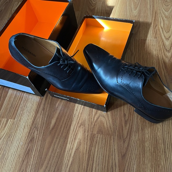 Magnanni Elegant dark navy Leather Oxfords - Picture 8 of 9